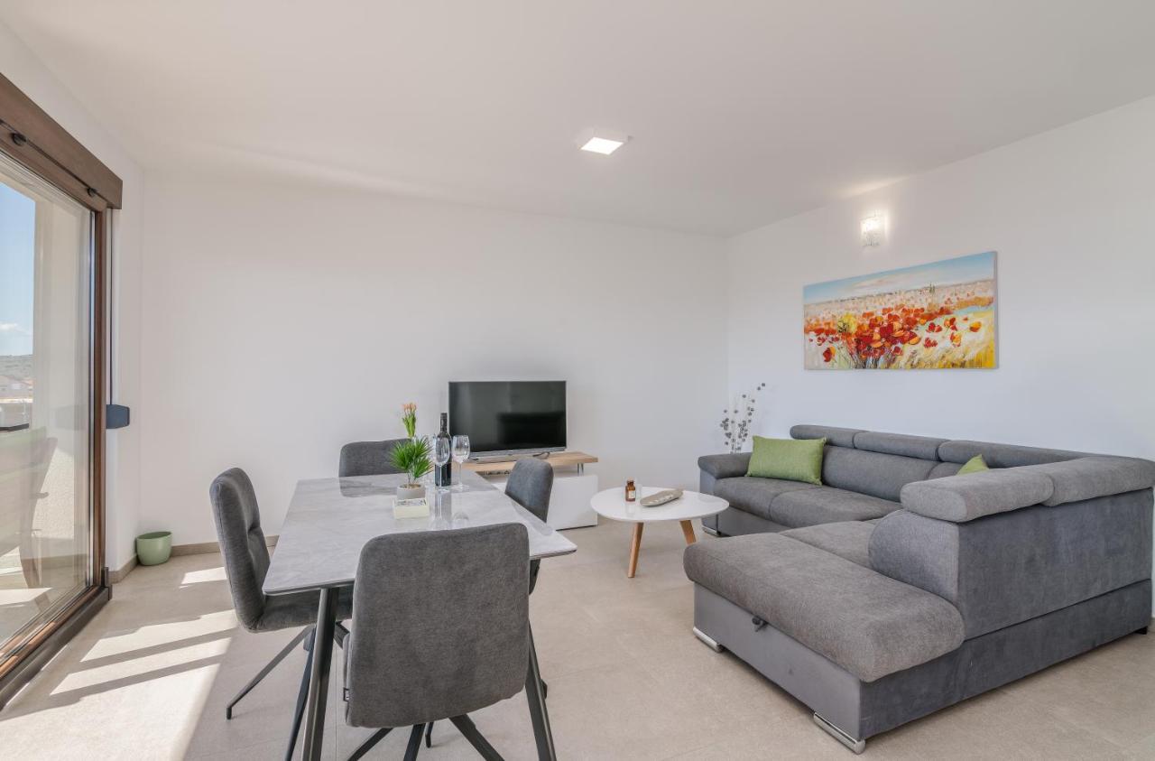 Apartments Sunrise Krk 克尔克 外观 照片