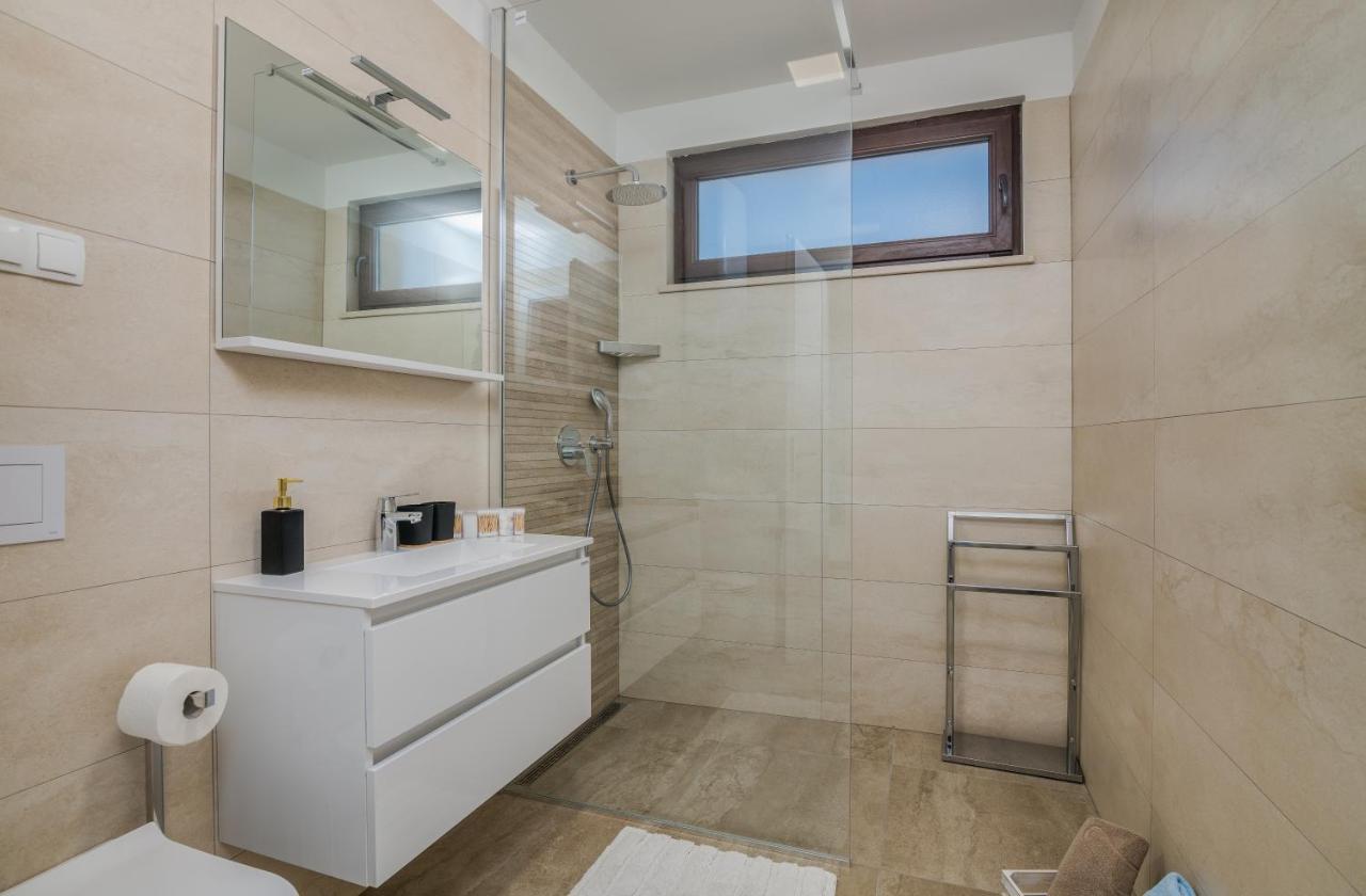 Apartments Sunrise Krk 克尔克 外观 照片