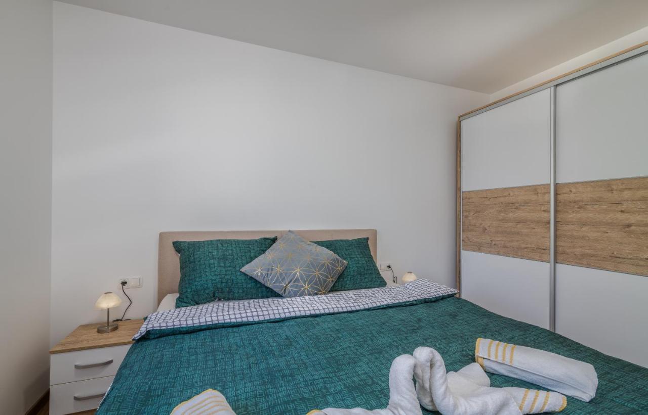 Apartments Sunrise Krk 克尔克 外观 照片