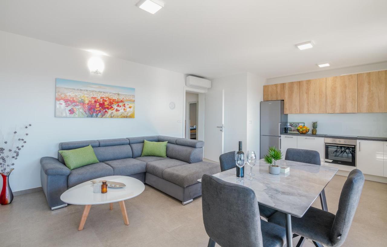 Apartments Sunrise Krk 克尔克 外观 照片